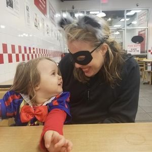 Meet your Posher, Keri